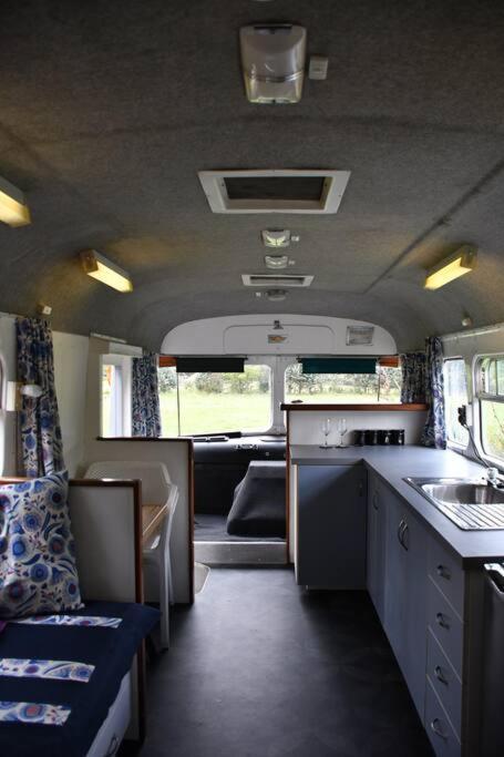 Evi The School Bus At Oromahoe Downs Farm Puketona Zewnętrze zdjęcie